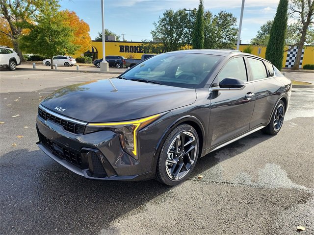 New 2025 Kia K4 GT-Line image 8