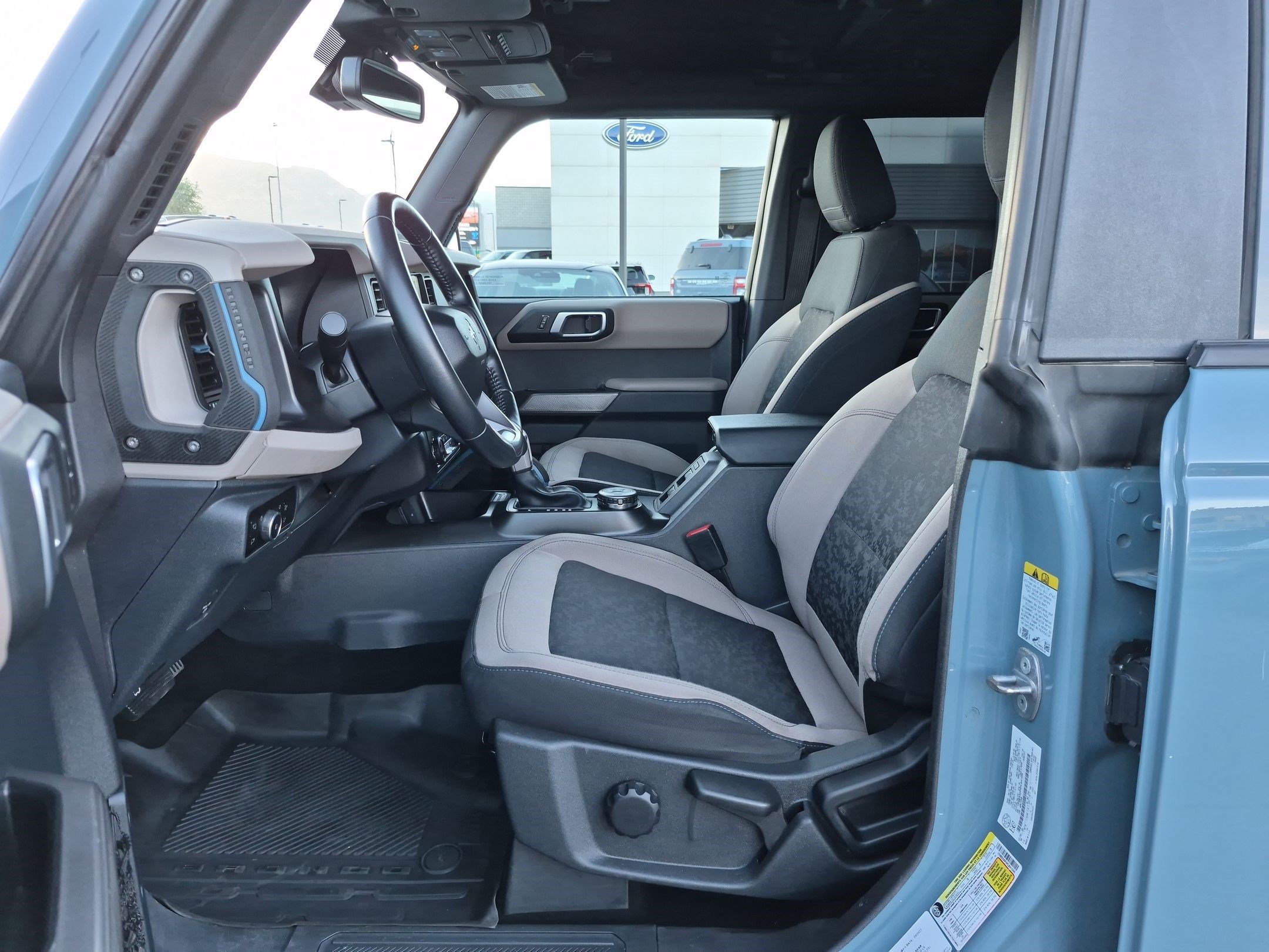 Used 2023 Ford Bronco Wildtrak AWD/4WD image 17