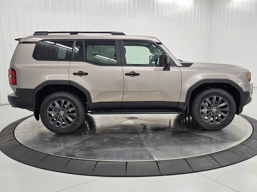 New 2027 Toyota Land Cruiser AWD/4WD image 6