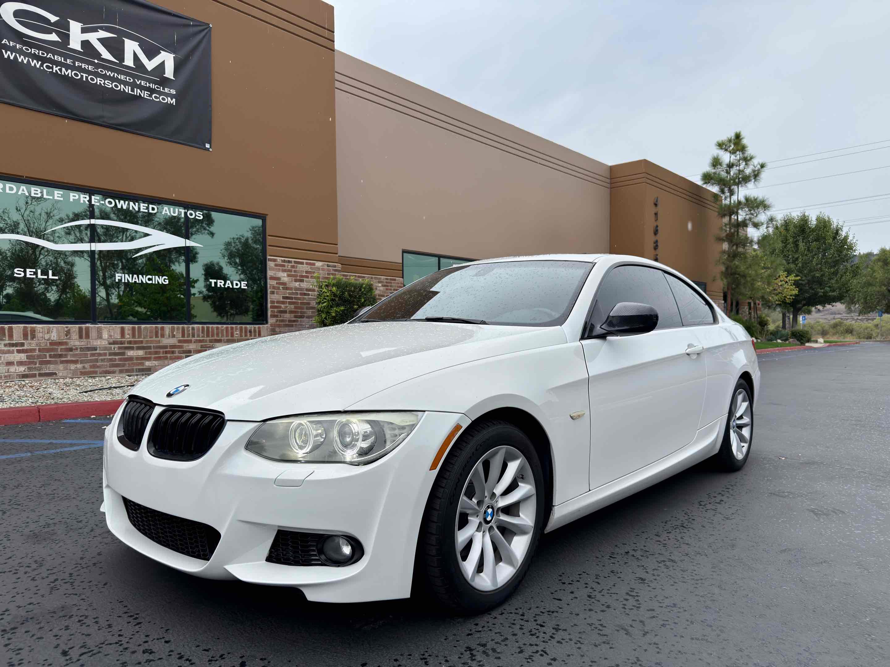 Used 2011 BMW 328i xDrive Coupe image 5