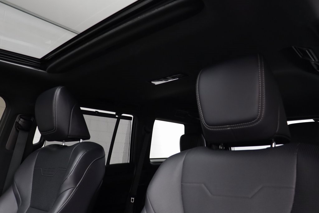 Used 2024 Lexus GX 550 550 Luxury w/ Accessory Package (Z1) image 13