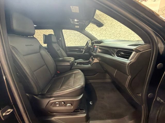 Used 2021 GMC Yukon Denali w/ Denali Ultimate Package AWD/4WD image 10