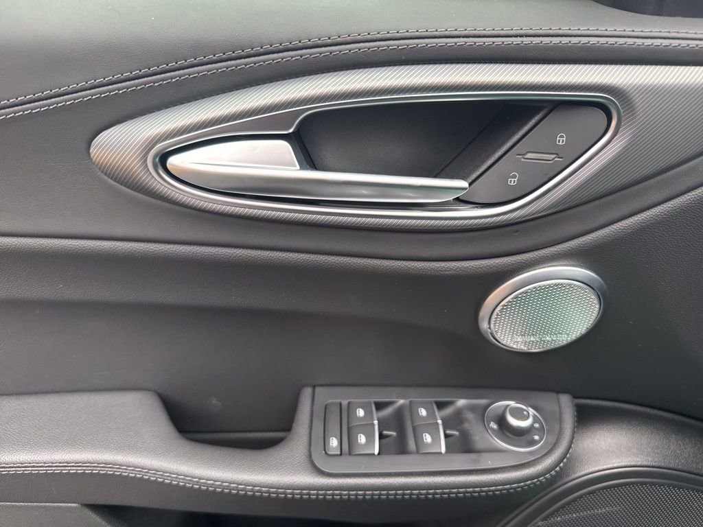 New 2026 Alfa Romeo Giulia AWD image 13