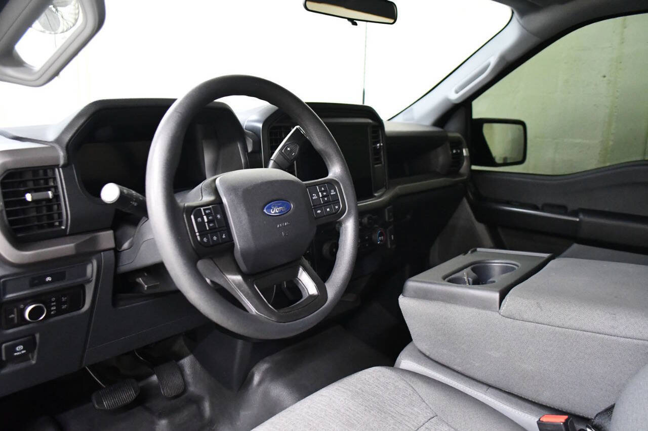 Used 2025 Ford F150 XL AWD/4WD image 13