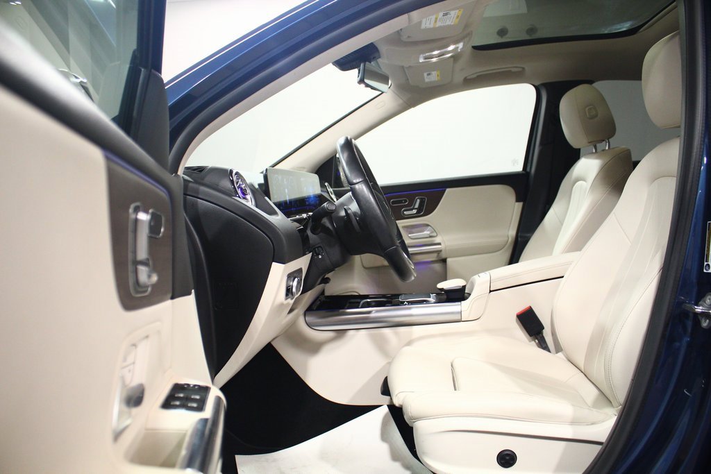 Used 2022 Mercedes-Benz GLA 250 4MATIC image 18