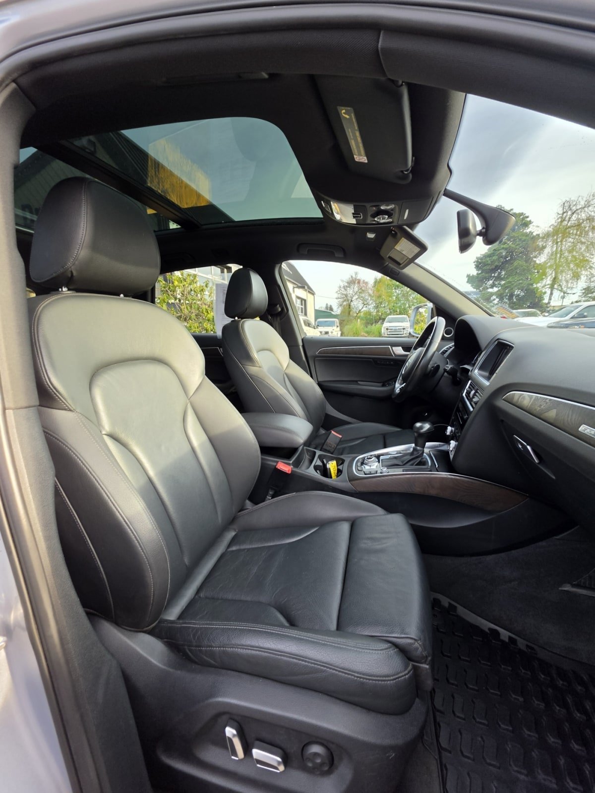 Used 2015 Audi Q5 3.0T Premium Plus w/ Technology Package AWD/4WD image 15