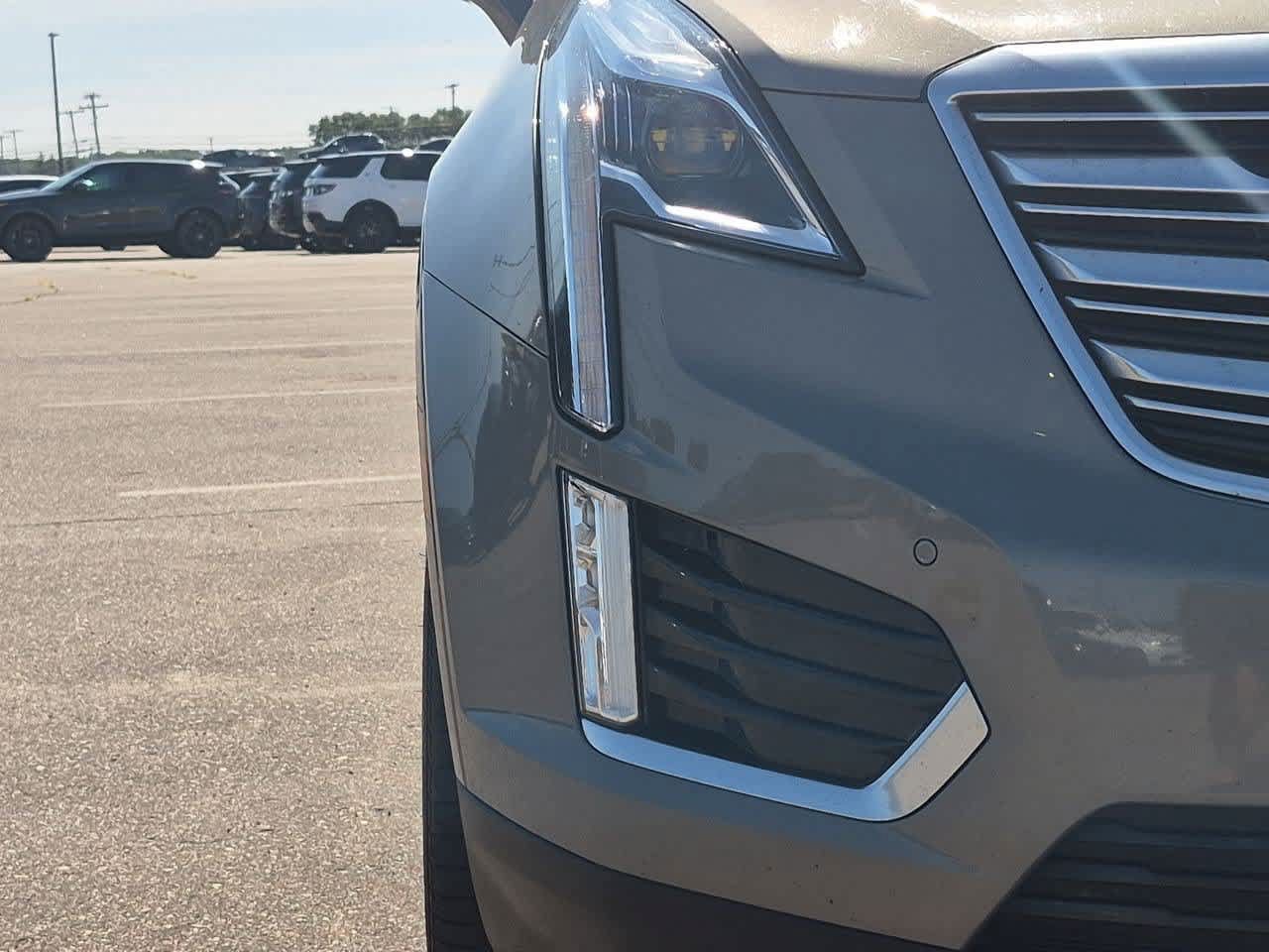 Used 2018 Cadillac XT5 Premium Luxury AWD/4WD image 10