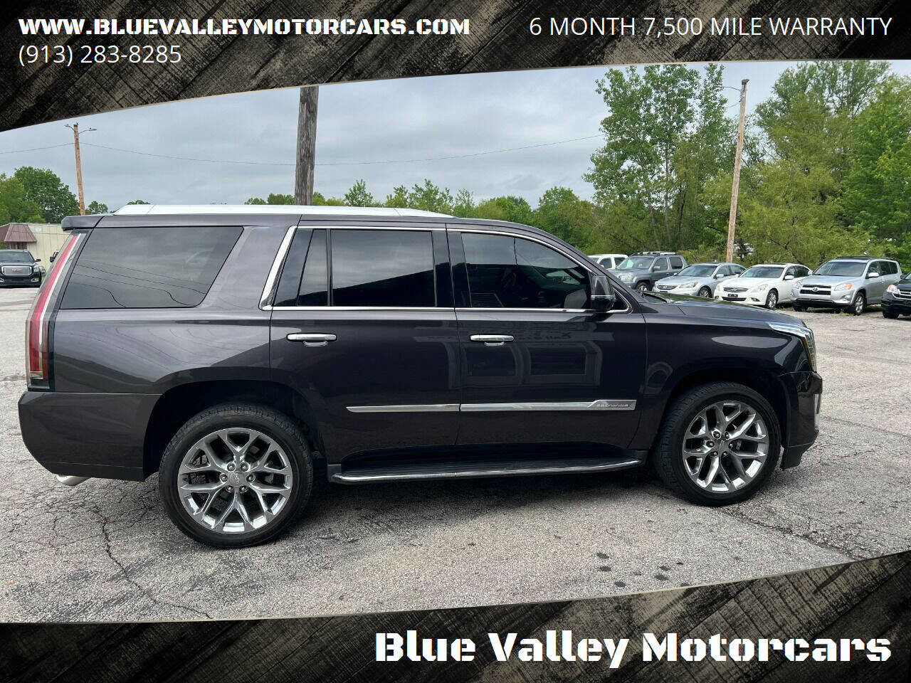 Used 2016 Cadillac Escalade Luxury image 3