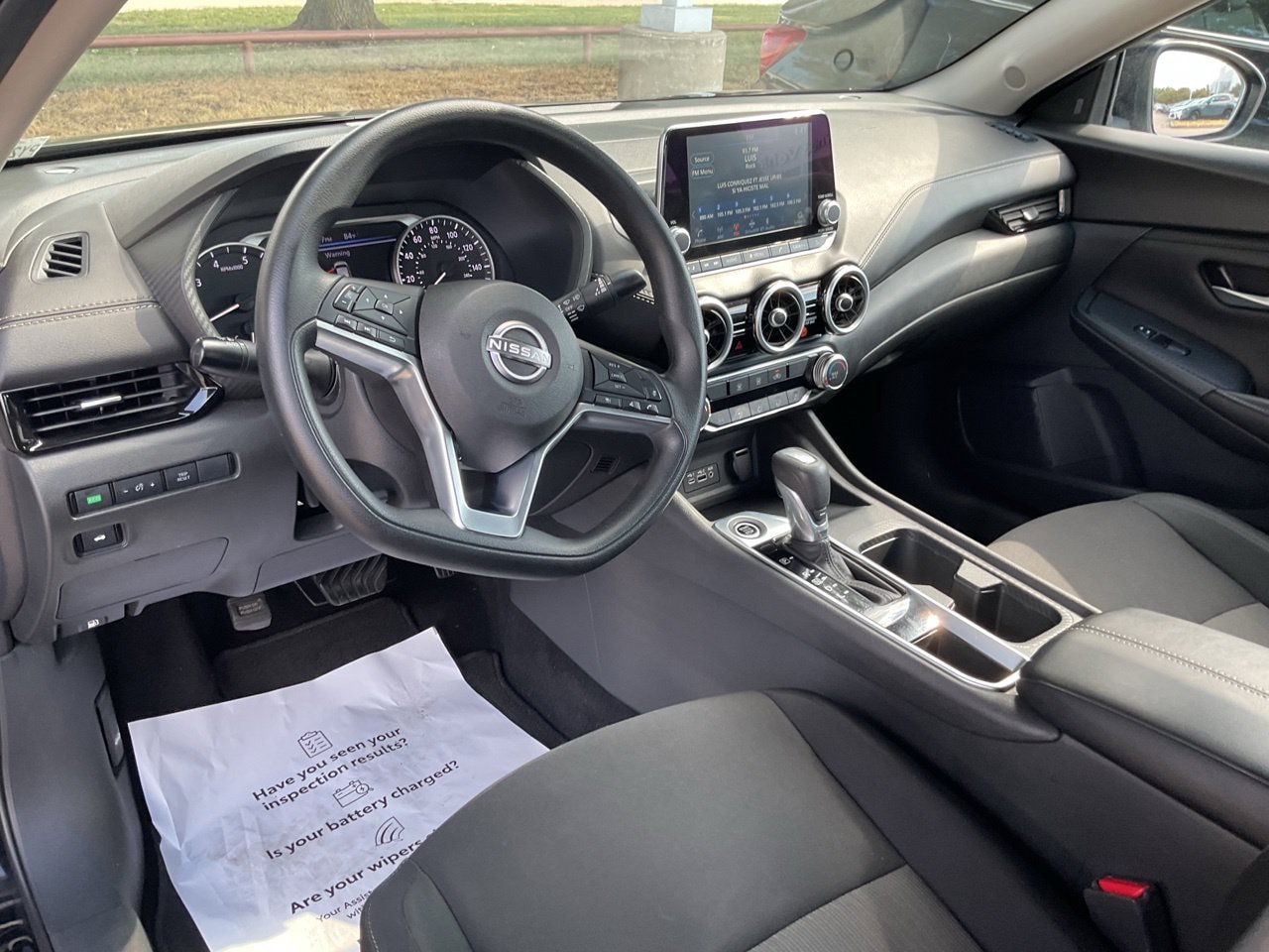 Used 2025 Nissan Sentra SV FWD image 10
