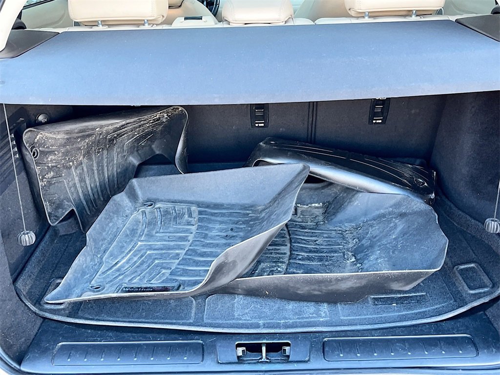 Used 2016 Land Rover Range Rover Evoque SE image 27