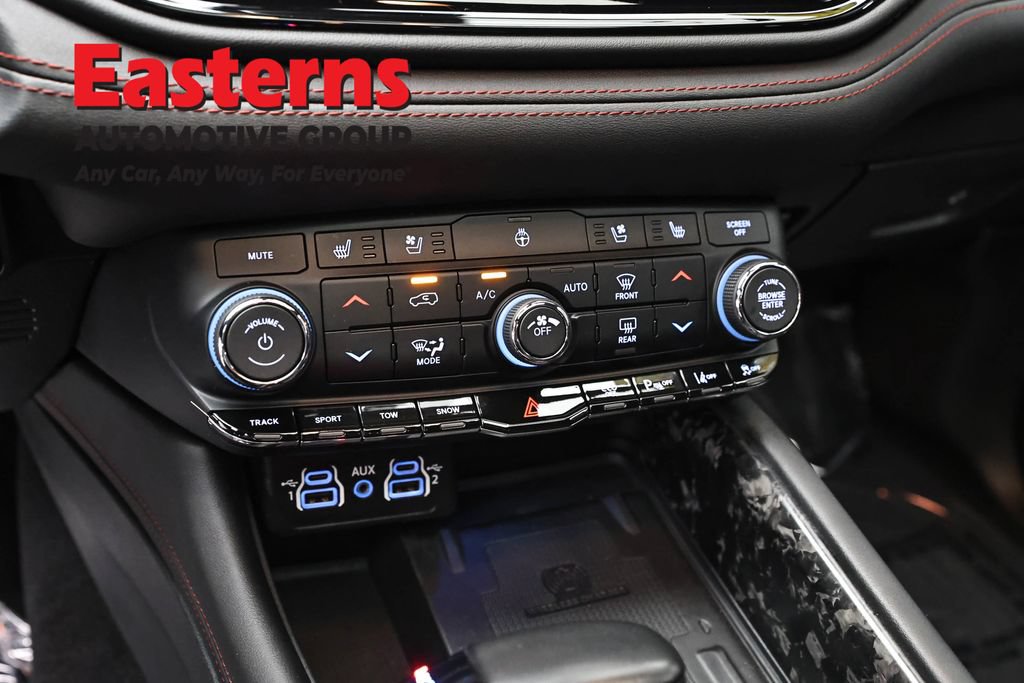 Used 2024 Dodge Durango R/T AWD/4WD image 19