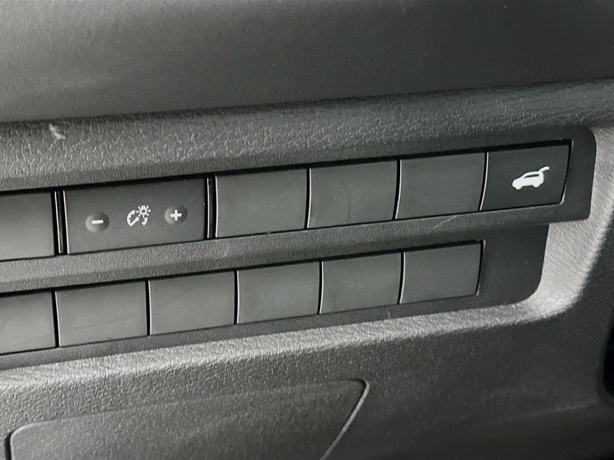 Used 2024 Mitsubishi Outlander SE image 17