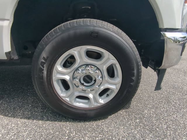 Used 2026 Ford F250 XLT AWD/4WD image 12