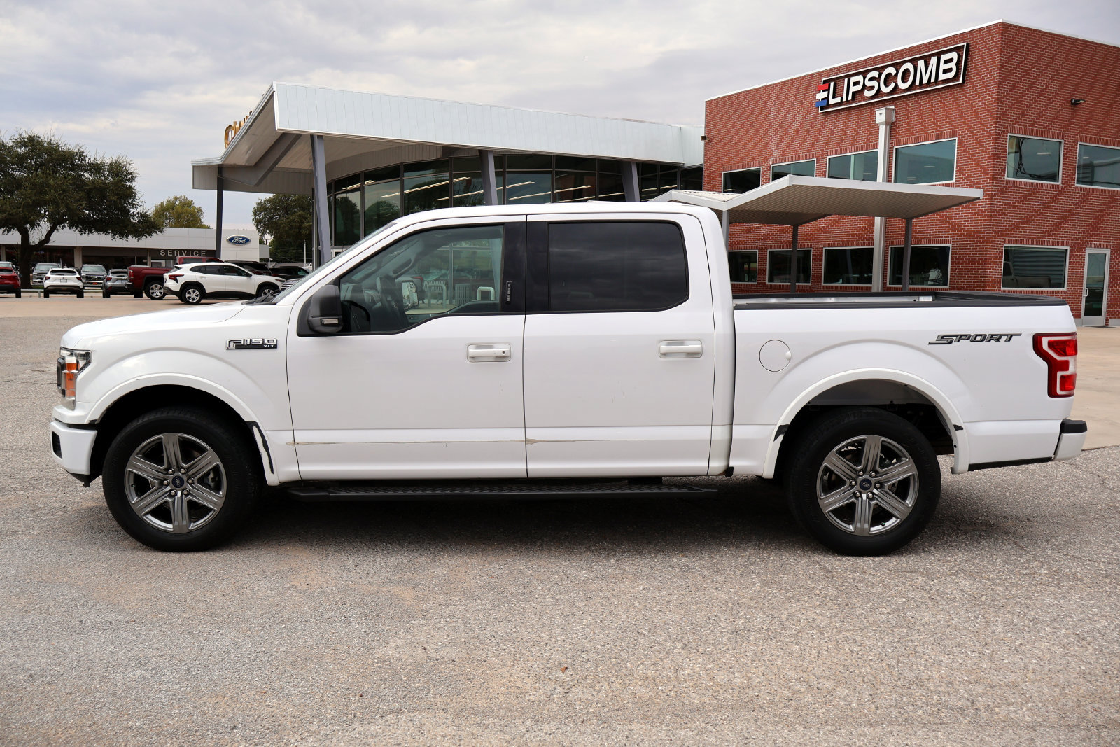 Used 2019 Ford F150 XLT w/ Equipment Group 302A Luxury RWD image 2