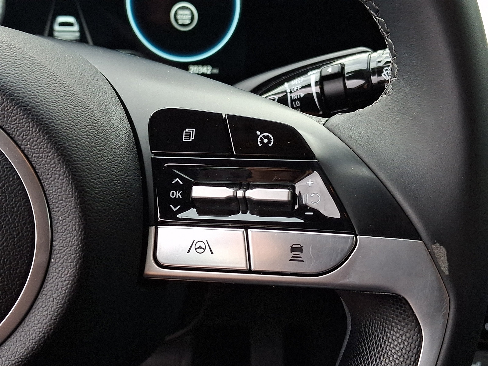 Used 2023 Hyundai Elantra SEL w/ Convenience Package FWD image 26