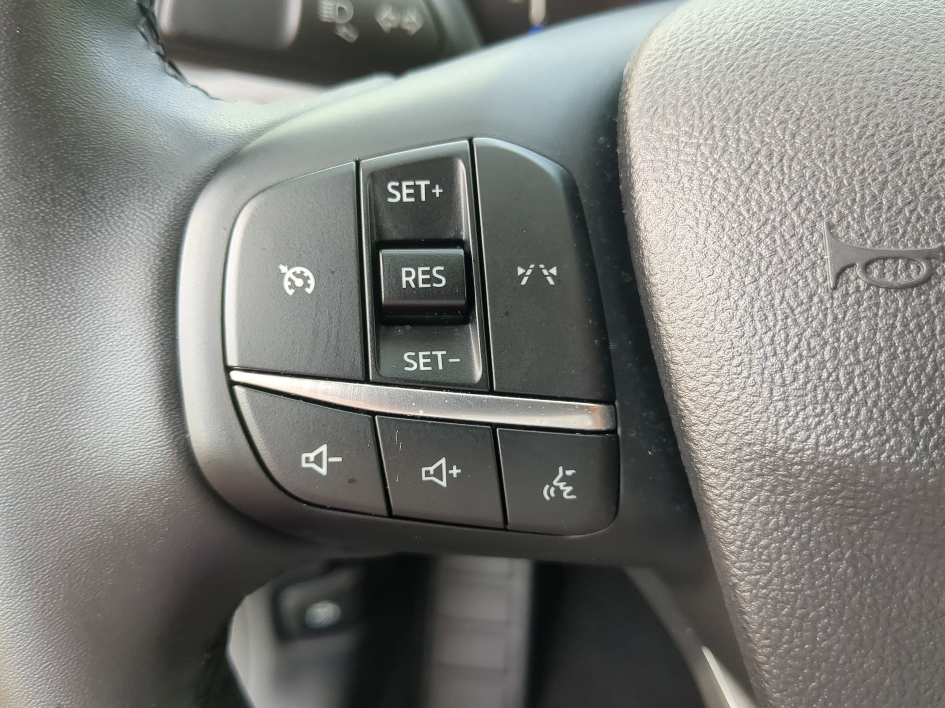 Certified 2023 Ford Escape Active FWD image 63