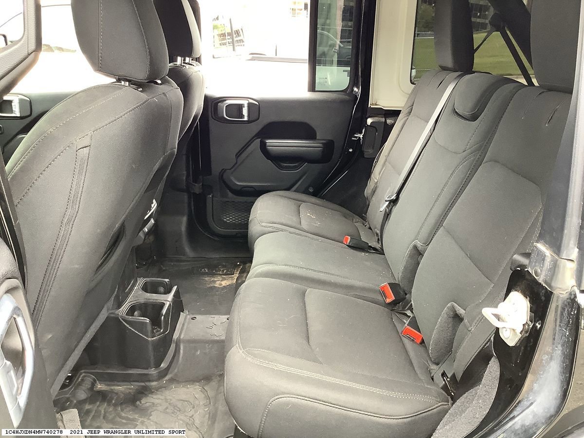 Used 2021 Jeep Wrangler Unlimited Sport AWD/4WD image 9