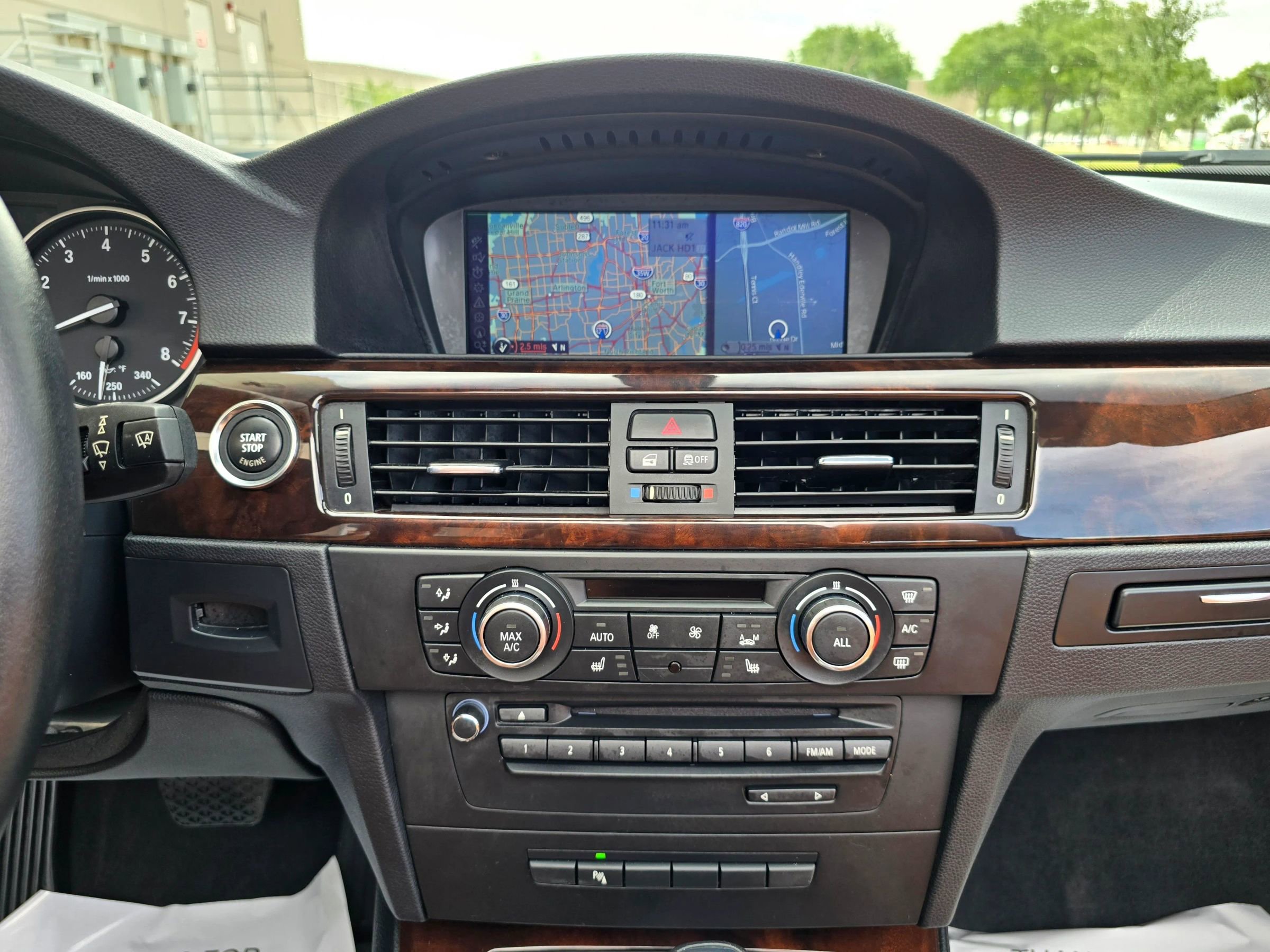 Used 2013 BMW 335i Convertible RWD image 35