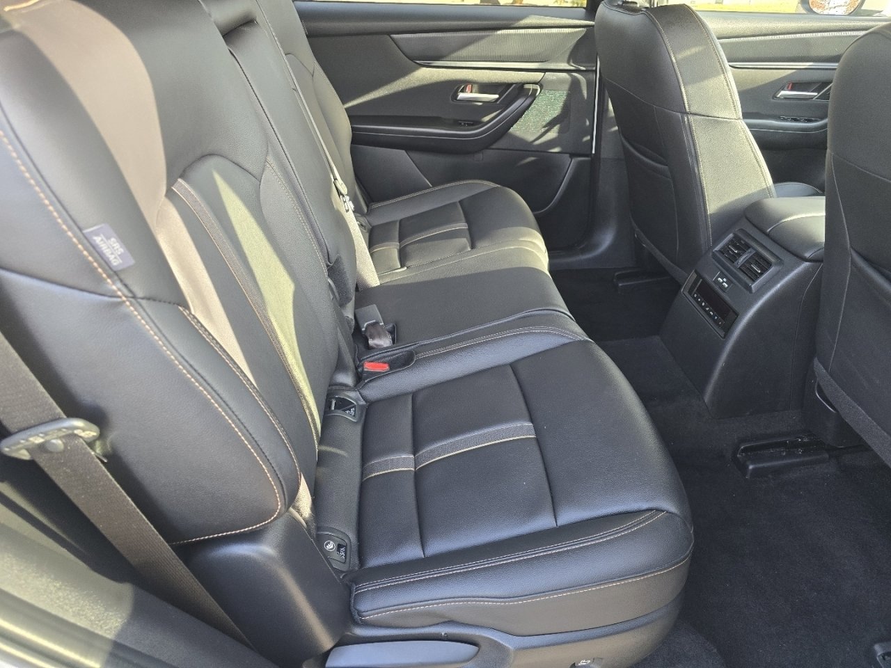 Used 2025 MAZDA CX-90 3.3 Turbo w/ Select Package image 18