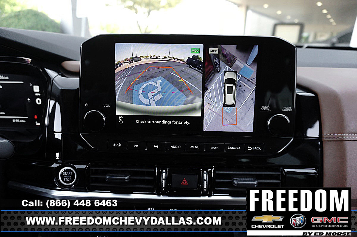 Used 2024 Nissan Pathfinder Platinum w/ Cargo Package image 19