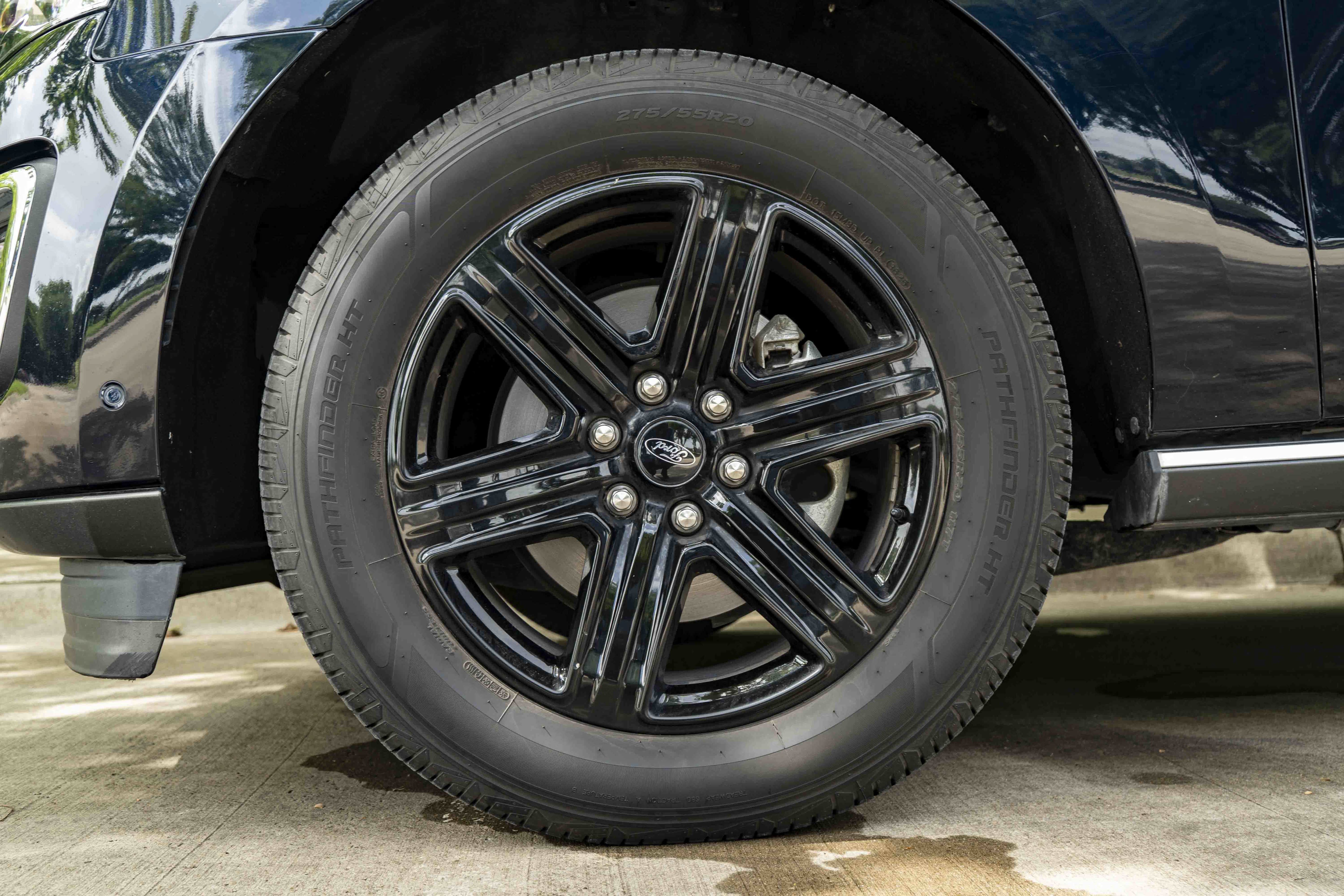 Used 2021 Ford Expedition Limited RWD image 13