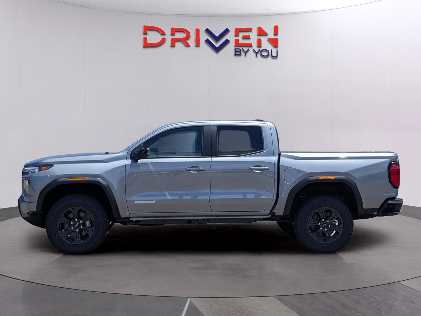 New 2025 GMC Canyon Elevation w/ Convenience Package image 2