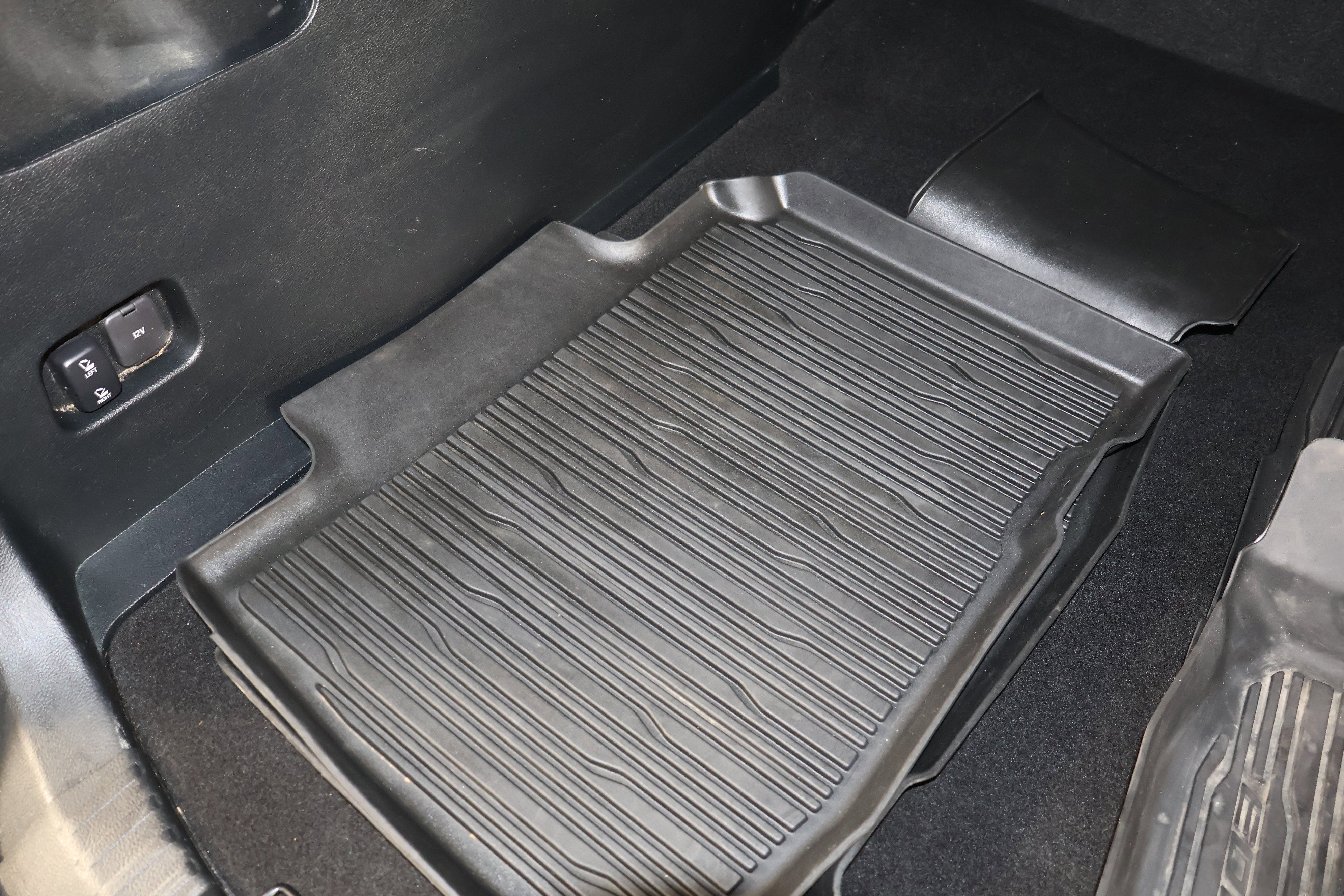 Used 2019 Ford Edge ST w/ Convenience Package image 51