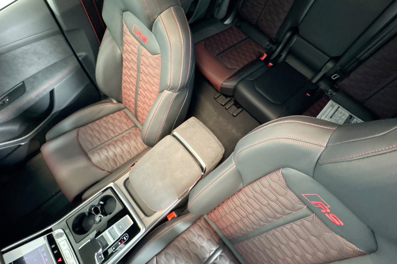 New 2026 Audi RS Q8 performance image 18