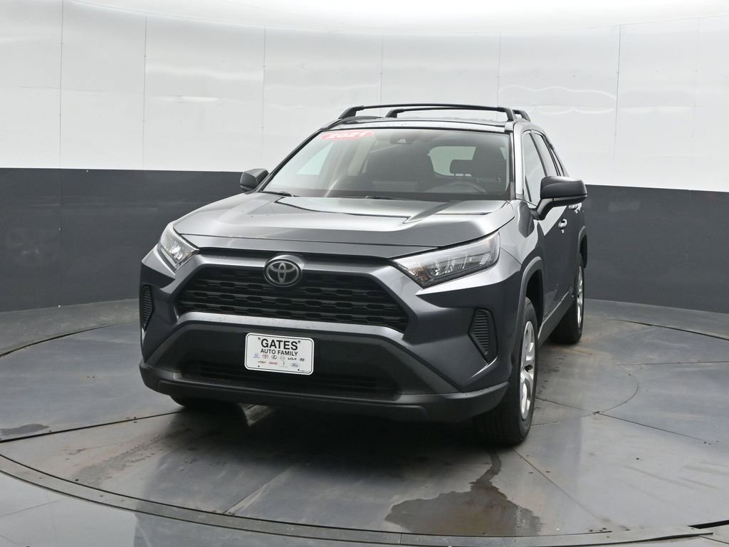 Used 2021 Toyota RAV4 LE w/ Carpet Mat Package (TMS) image 6