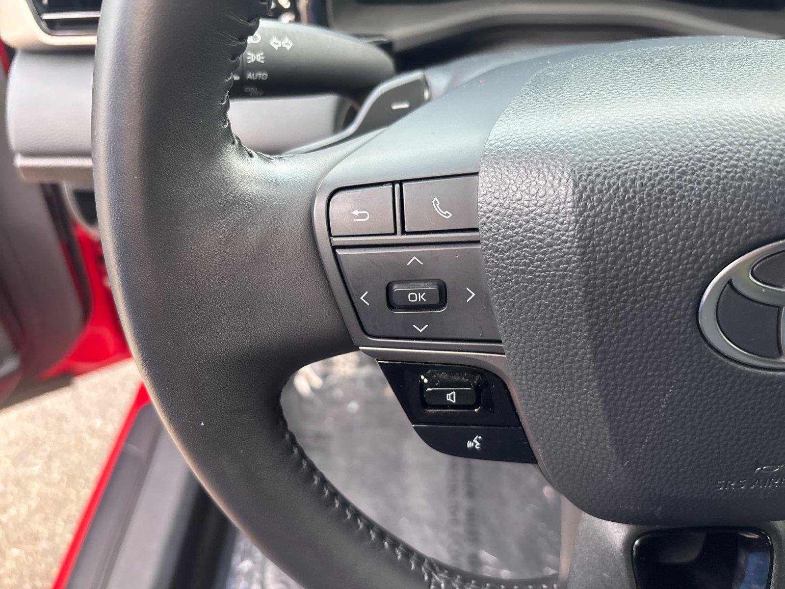 Used 2025 Toyota Camry XSE FWD image 19