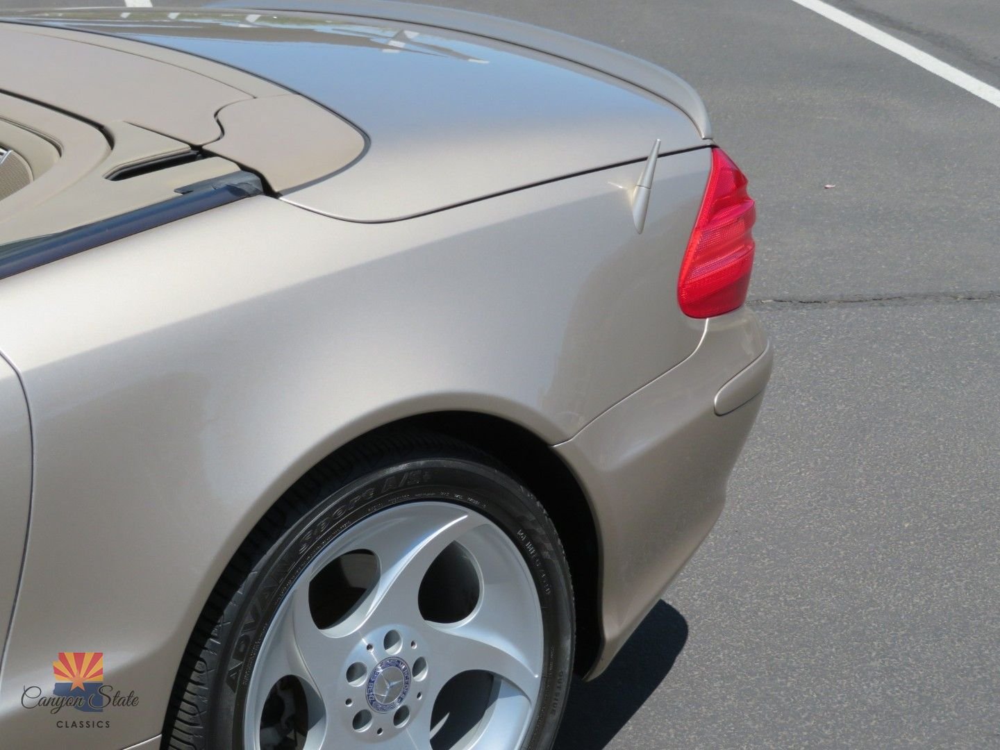 Used 2003 Mercedes-Benz SL 500 image 12