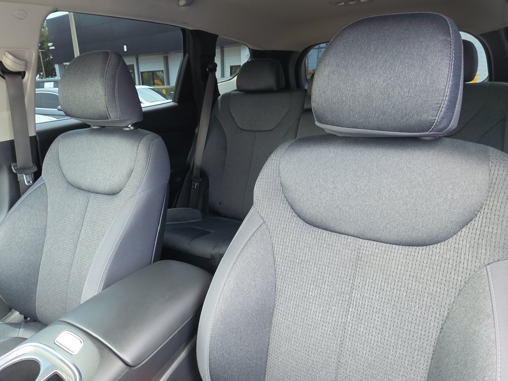 Used 2023 Hyundai Santa Fe SEL FWD image 22