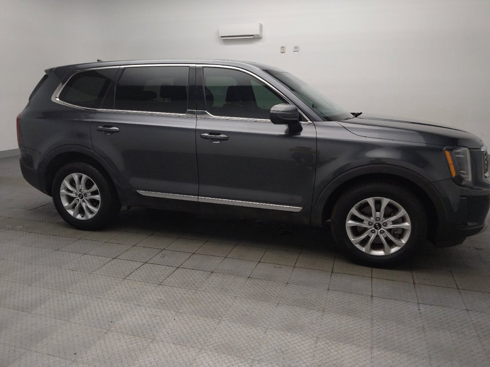 Used 2020 Kia Telluride LX FWD image 11