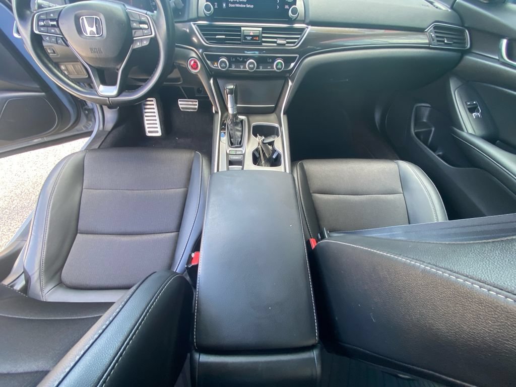 Used 2021 Honda Accord Sport image 11
