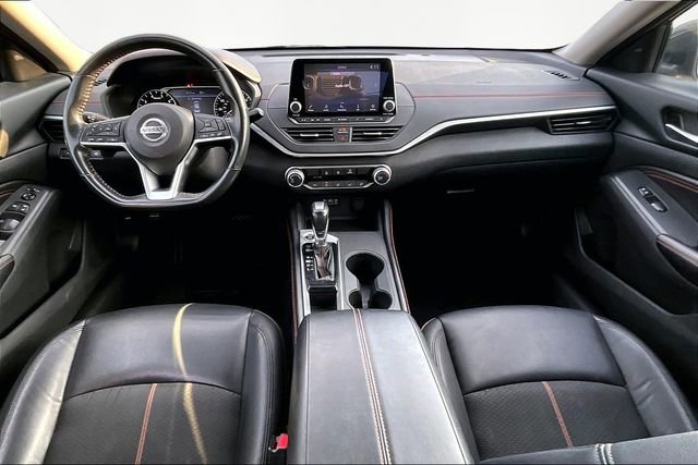 Used 2022 Nissan Altima 2.5 SR image 7