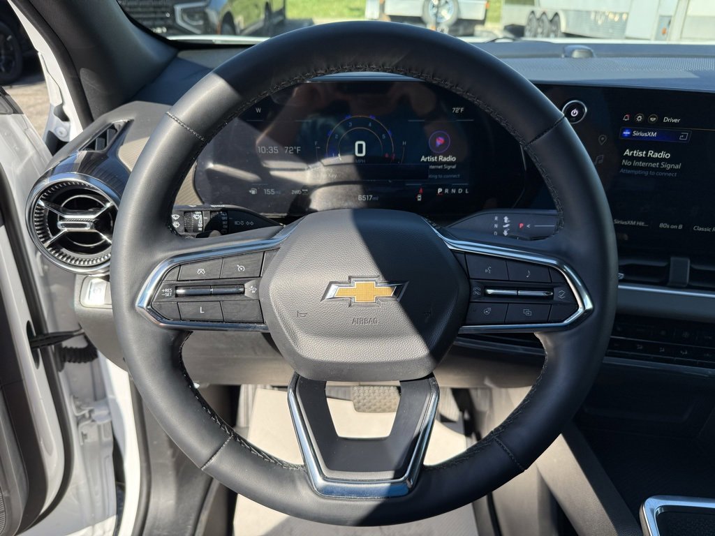 New 2025 Chevrolet Equinox LT w/ Convenience Package II image 12