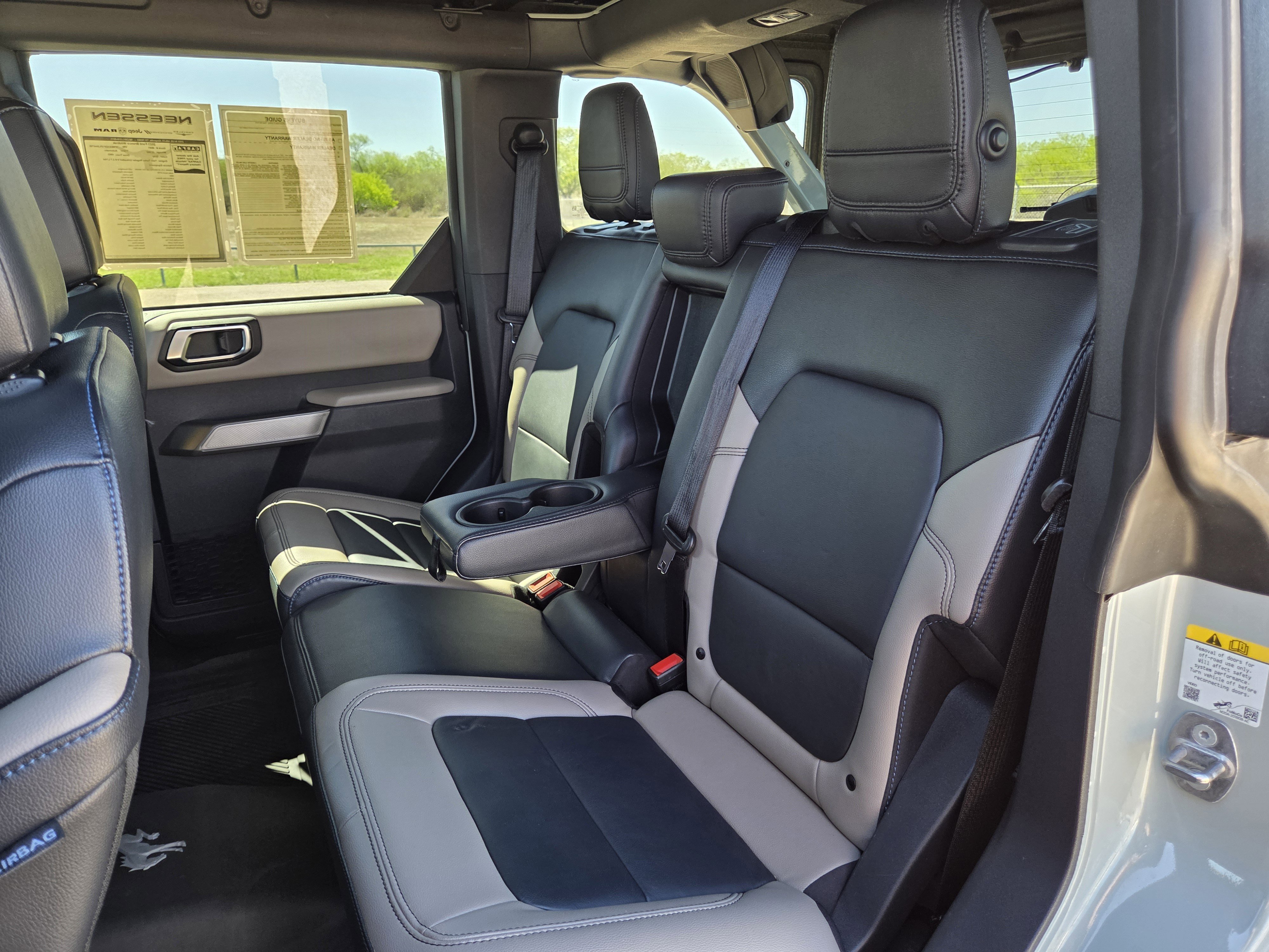 Used 2023 Ford Bronco Wildtrak image 23