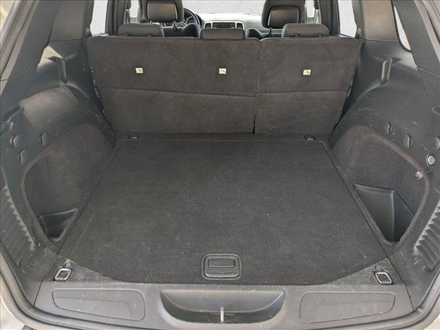 Used 2011 Jeep Grand Cherokee Laredo AWD/4WD image 6