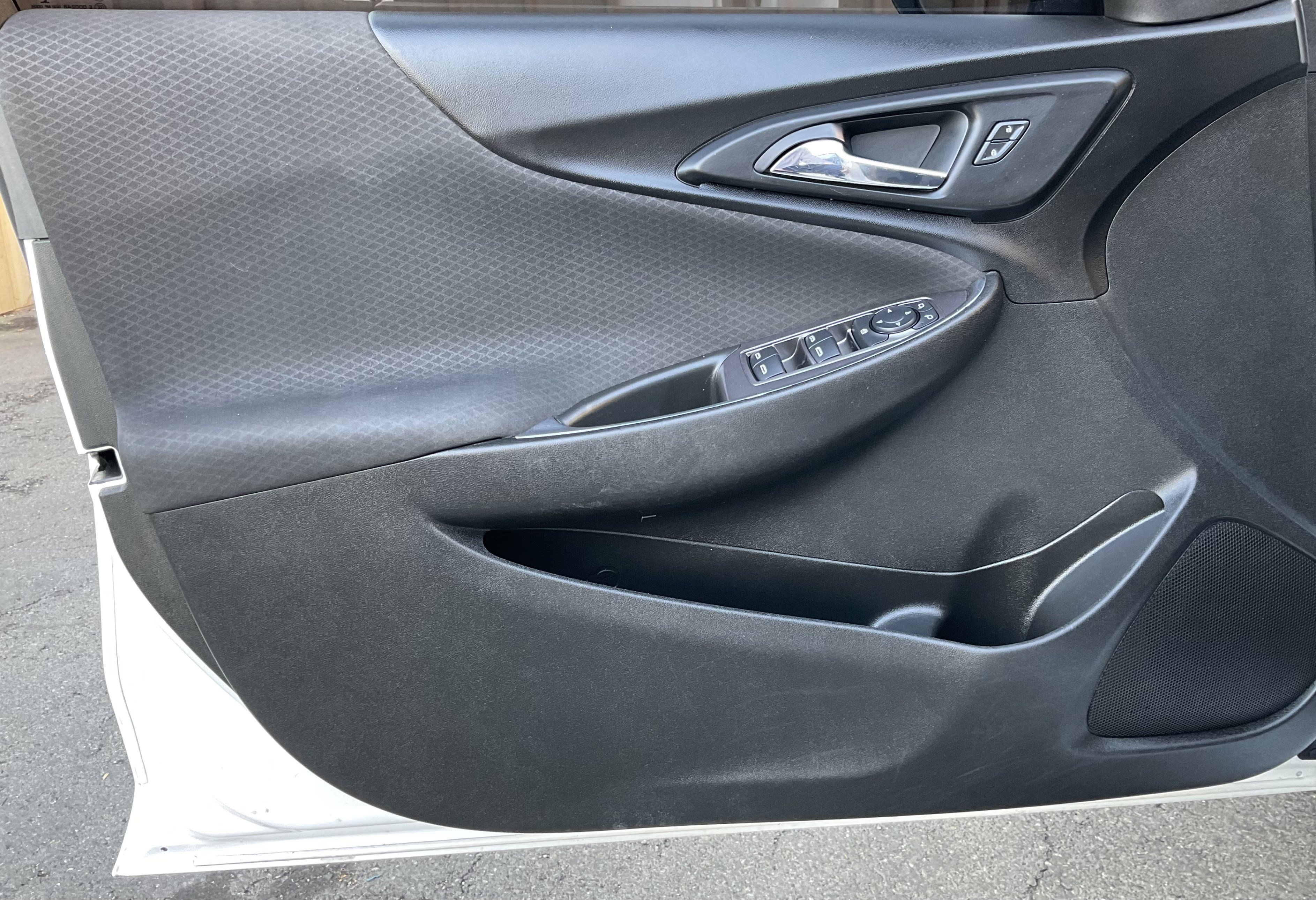 Used 2023 Chevrolet Malibu LT image 22