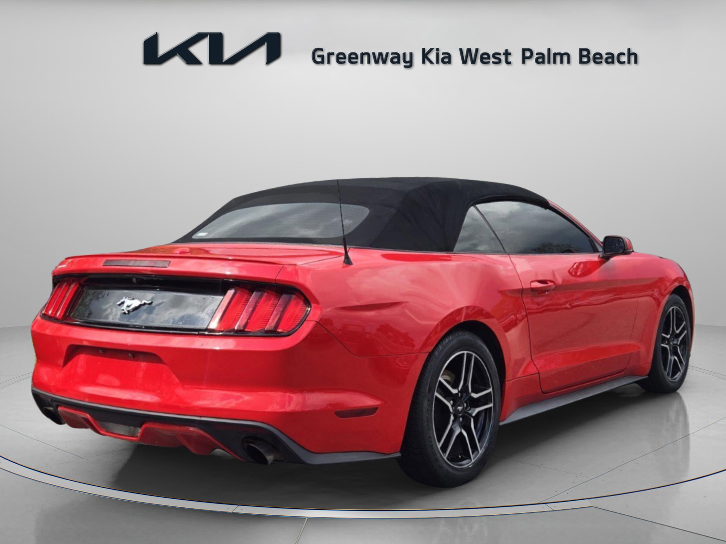 Used 2017 Ford Mustang Premium image 7