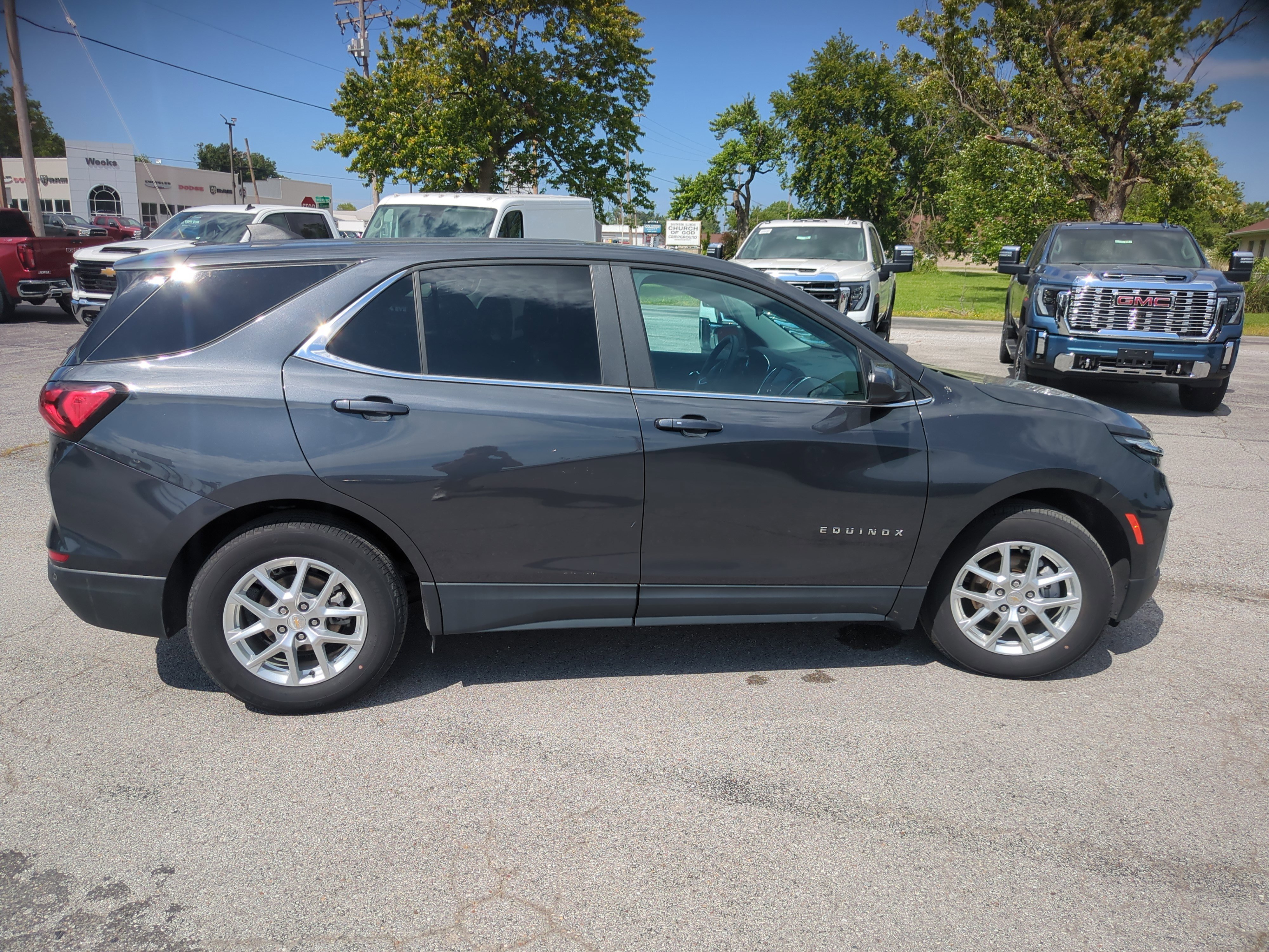 Used 2023 Chevrolet Equinox LT image 4