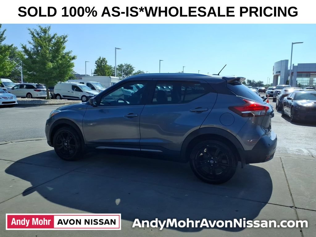 Used 2020 Nissan Kicks SR w/ SR Premium Package FWD image 5