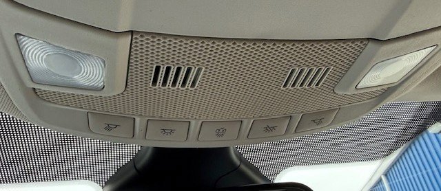 Used 2021 Ford Edge SE image 21