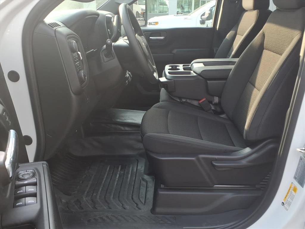 New 2026 Chevrolet Silverado 3500 W/T AWD/4WD image 16