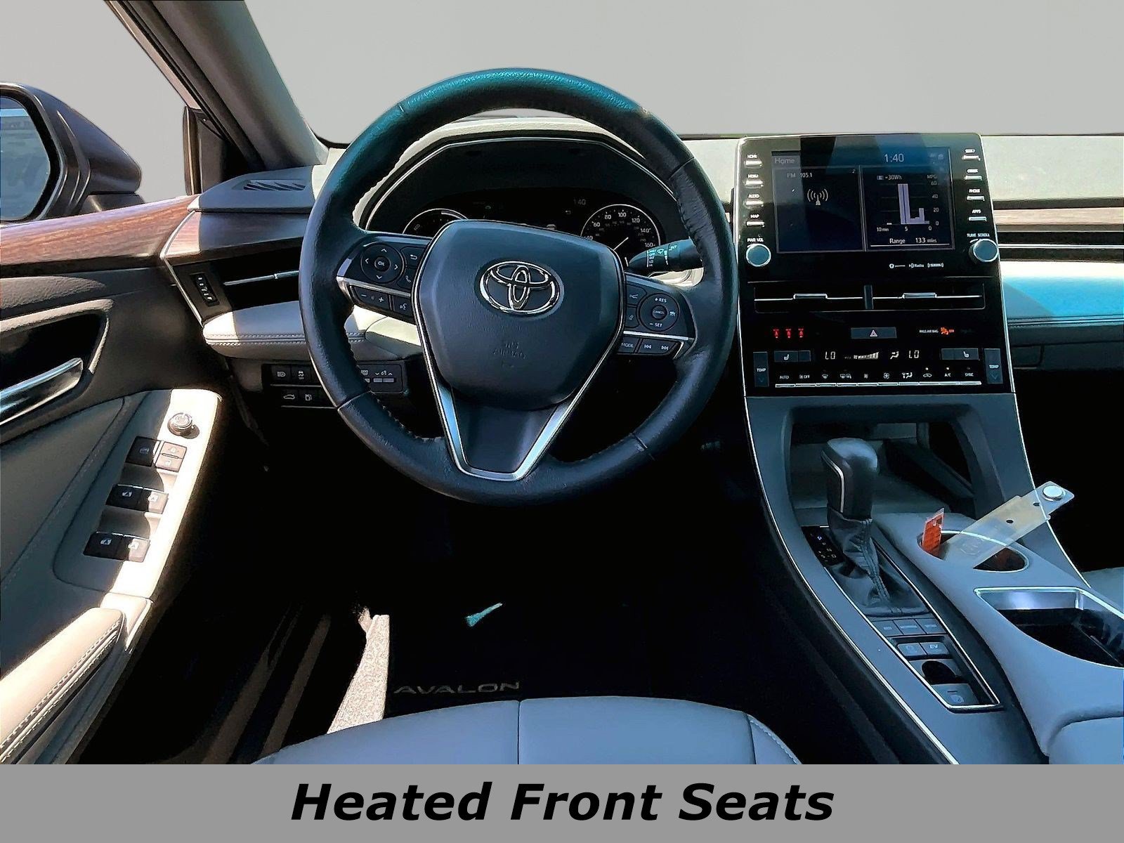 Used 2021 Toyota Avalon XLE w/ Moonroof Package FWD image 8