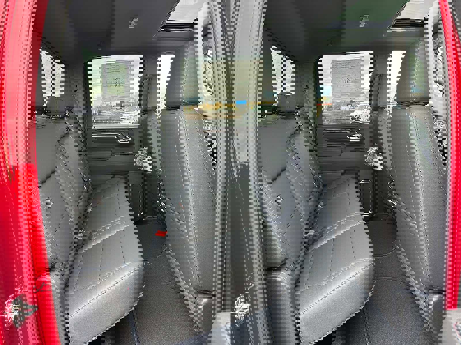 New 2026 GMC Sierra 2500 SLT w/ SLT Convenience Package image 12