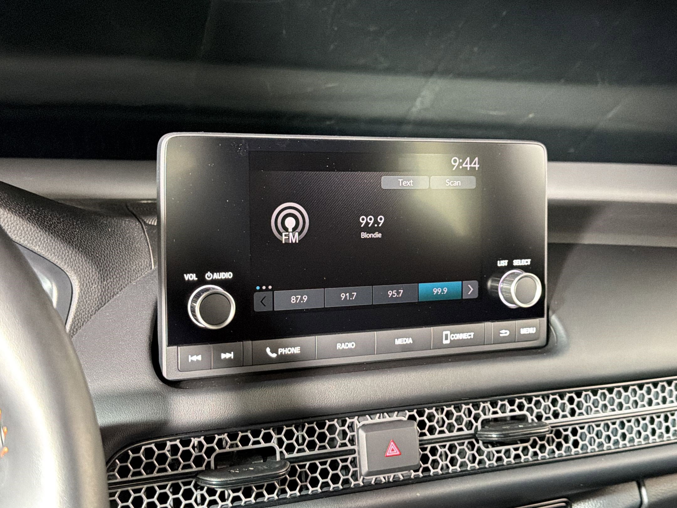 Used 2025 Honda HR-V Sport image 23