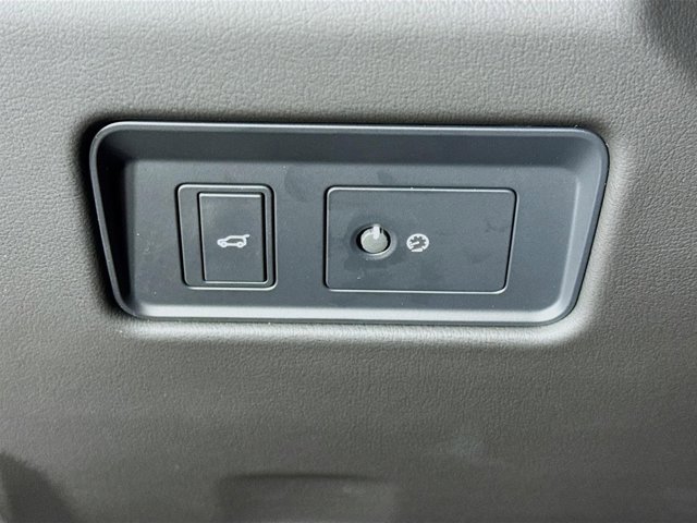 Used 2026 Jaguar F-PACE R-Dynamic S image 10