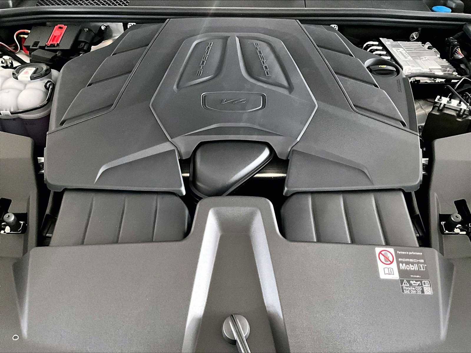 New 2026 Porsche Cayenne AWD/4WD image 20