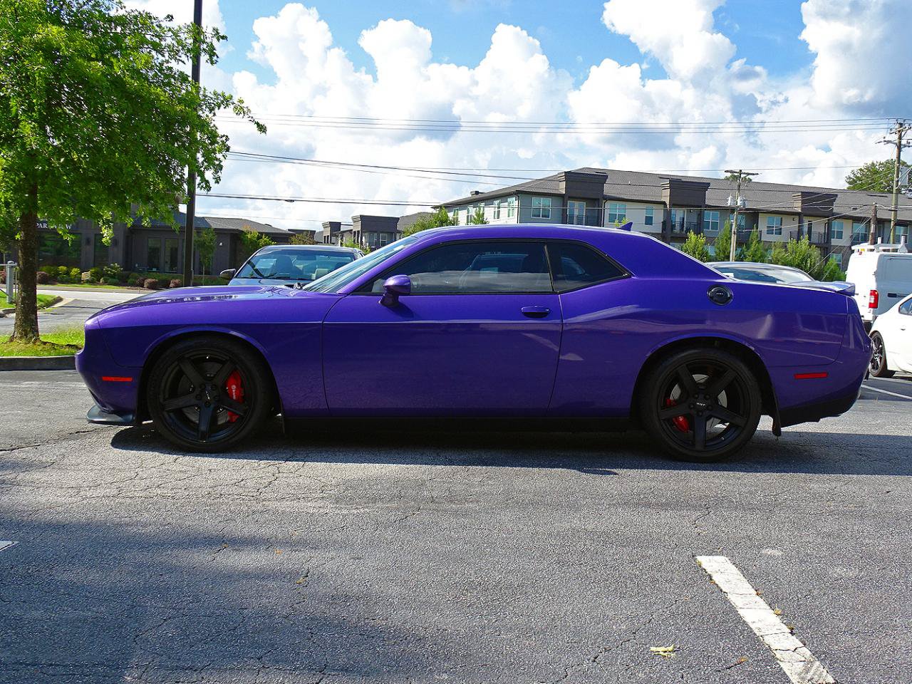 Used 2018 Dodge Challenger SRT w/ Technology Group RWD image 9